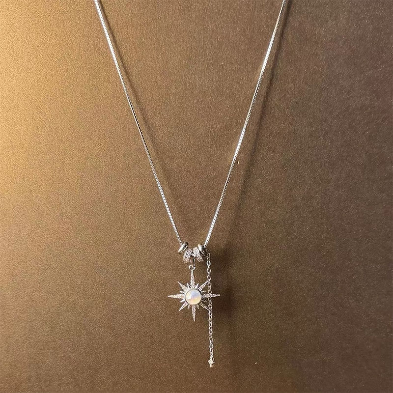 银色八芒星吊坠项链高级感图片