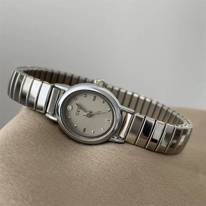 小众银色手表女高颜值职场品牌上班族轻奢高级感女式艺术女生表银