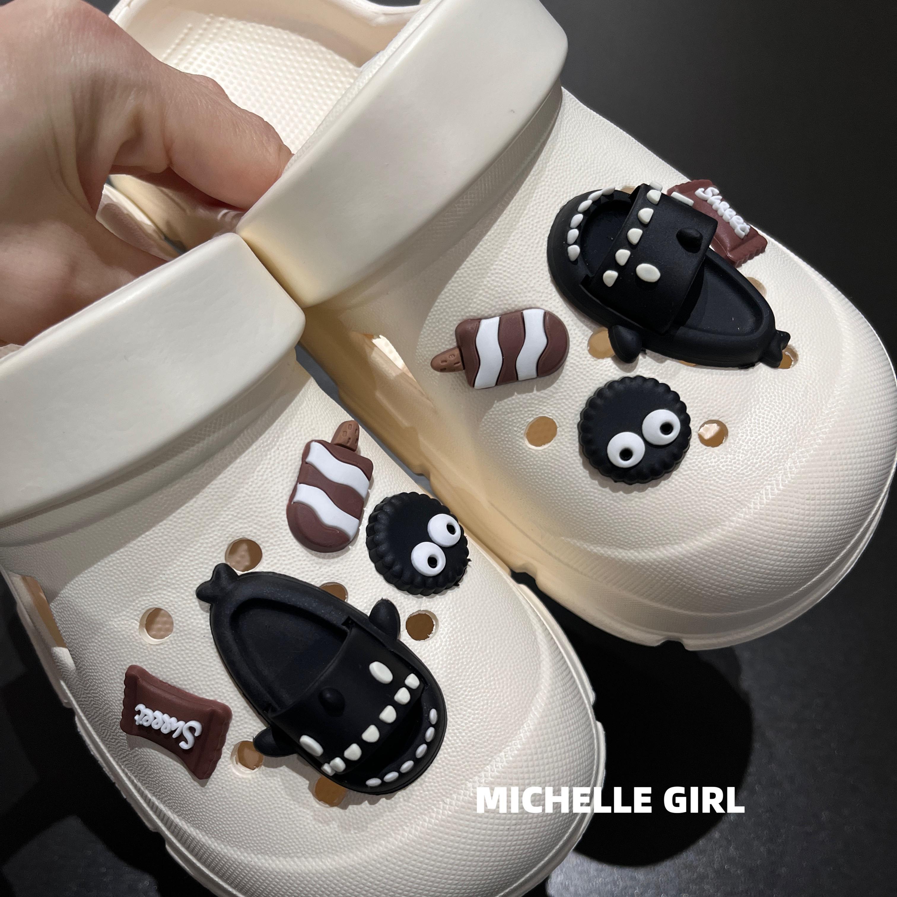 MichelleGirl洞洞鞋鲨鱼配饰