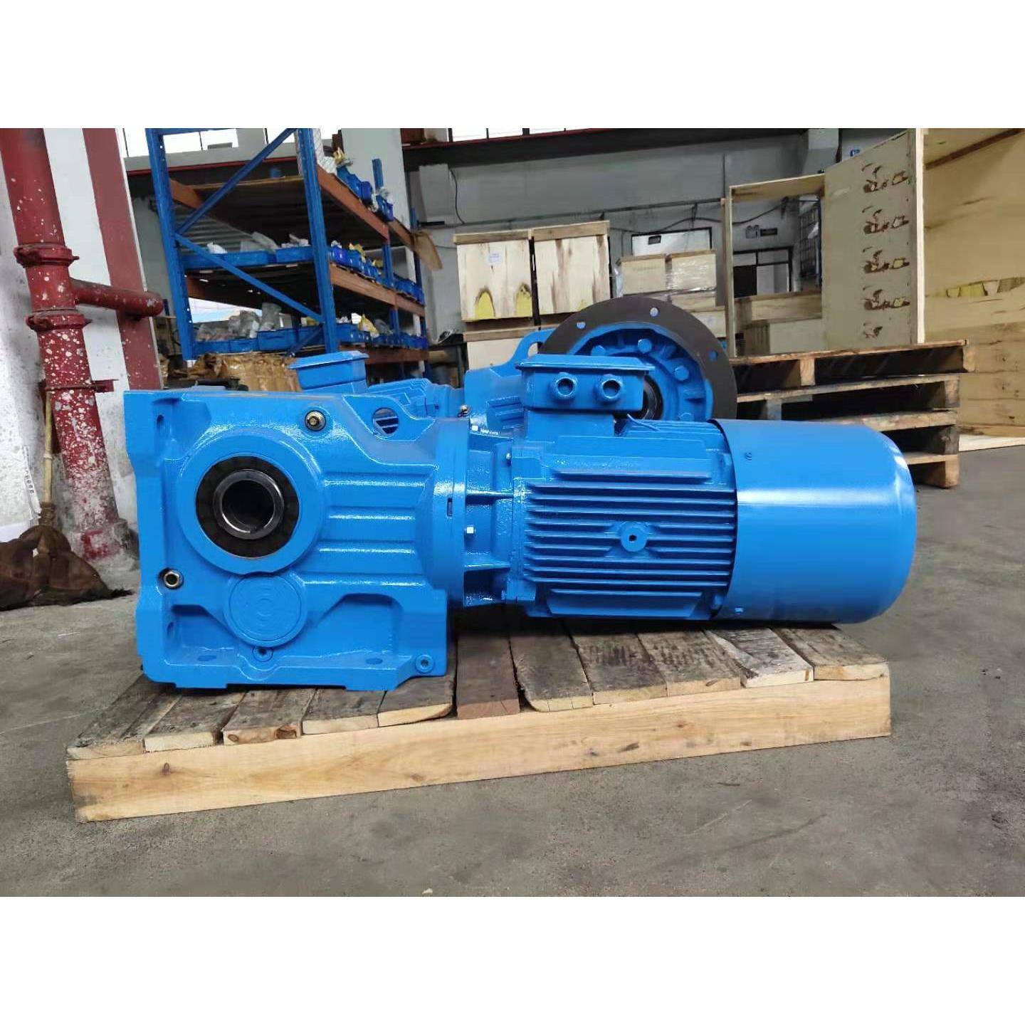 一藤直销KA97螺旋锥齿轮减速机螺旋伞齿轮箱斜齿轮减速器