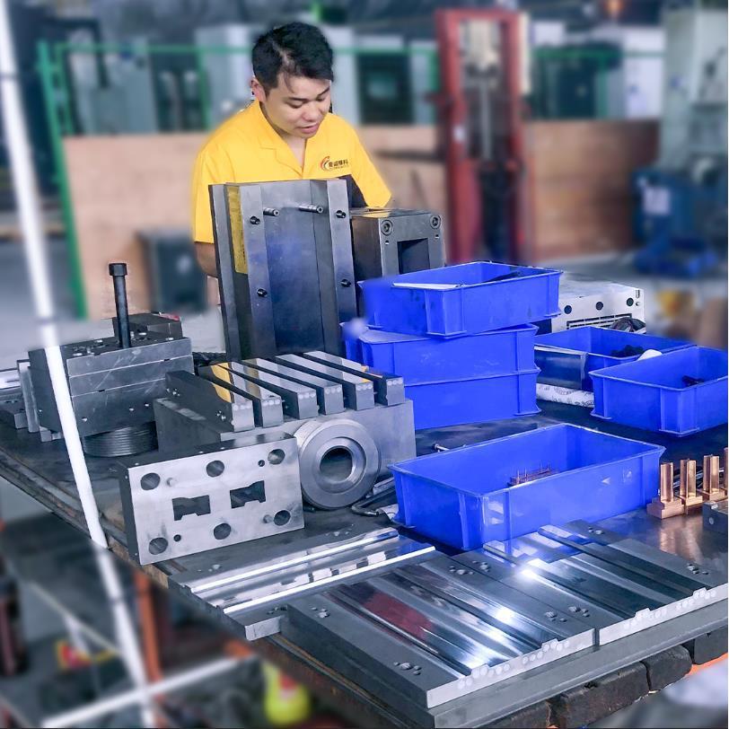 PVC发泡异性材abs塑料挤出模具异型材挤出成型模具注塑挤出