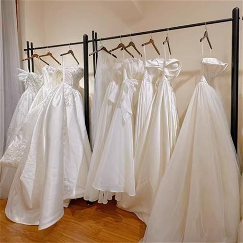 新款婚纱架子轻奢影楼礼服货架中式挂衣架黑色落地婚纱展示架