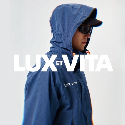 乐诗文达LUXETVITA漫游者牛仔风三合一防水保暖冲锋户外露营夹克