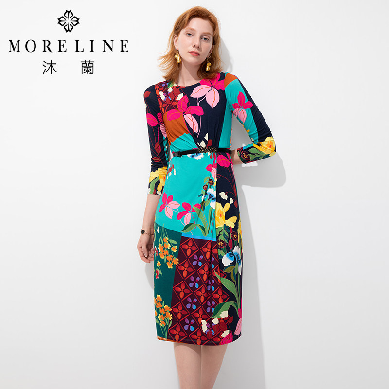 MORELINE商场同款小众设计感印花连衣裙冬装优雅小圆领中长裙 - 实物图