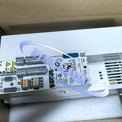 议价变频器E84AVHCE1534VX0E84AVHCE1524VX0E84AVHCE1544VX0
