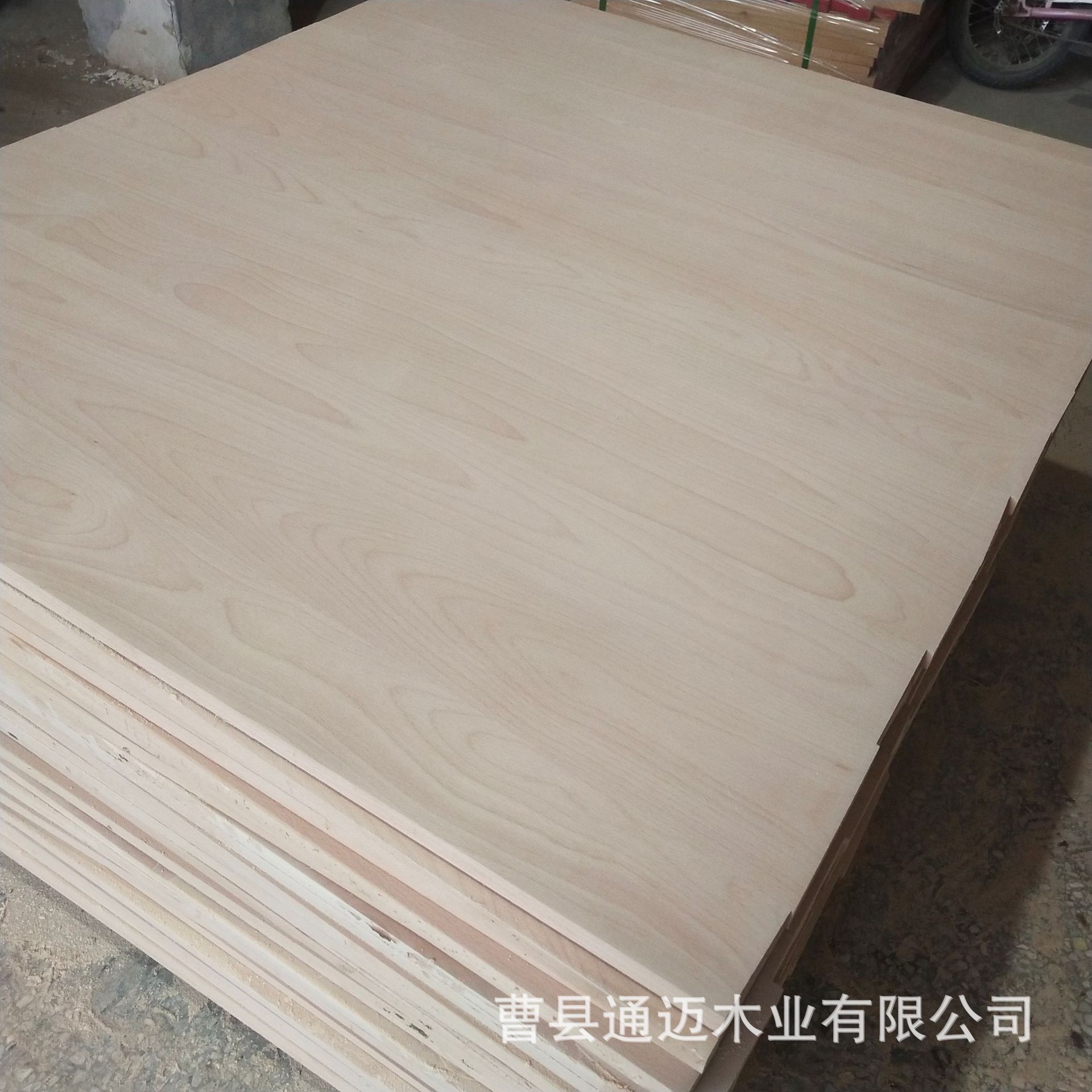 厂家供应榉木直拼板家居装修板材榉木拼板桌面板实木家具板集成板