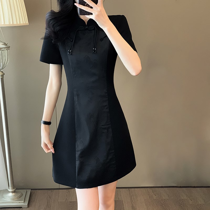 2024夏装新款中式国风连衣裙女高级感复古修身显瘦短袖盘扣旗袍裙