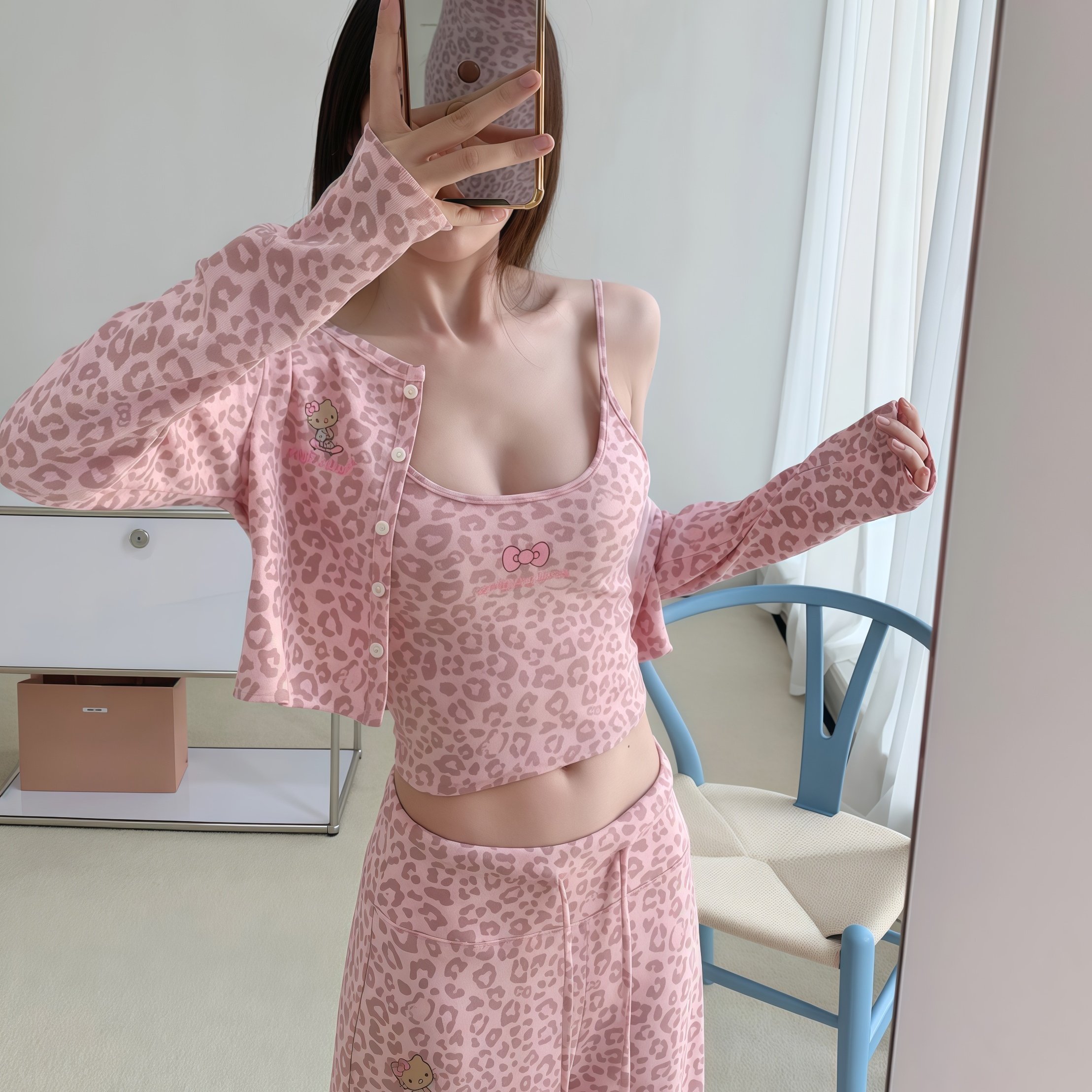 纯欲吊带凯蒂猫秋冬睡衣三件套