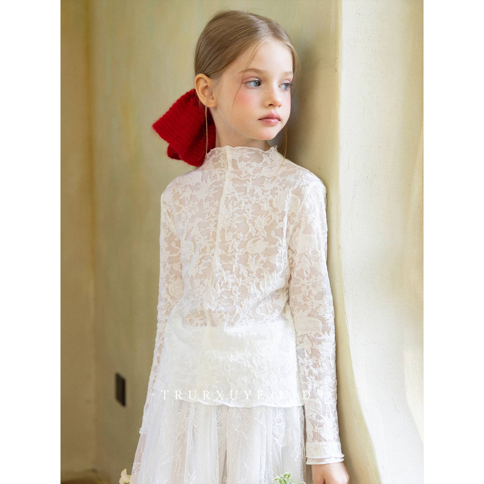 初煦气质女童蕾丝打底衫