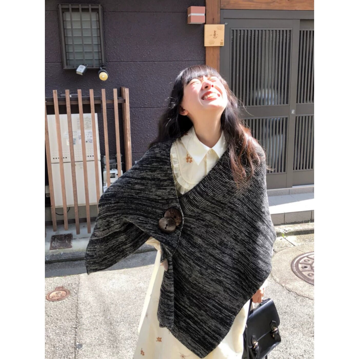 日系复古斗篷式披肩开衫外套女秋冬淡人高知慵懒外搭坎肩围巾披风