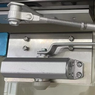 顶装玻璃门限位器让门不定住 地弹簧解除门挡限制器限制开门角度