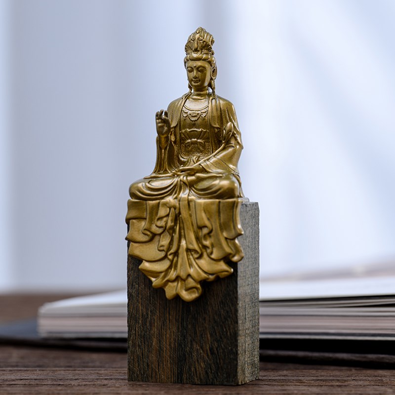 简修行大势至菩萨像摆件佛像纯黄铜精致小随身像坐相茶空间装饰品