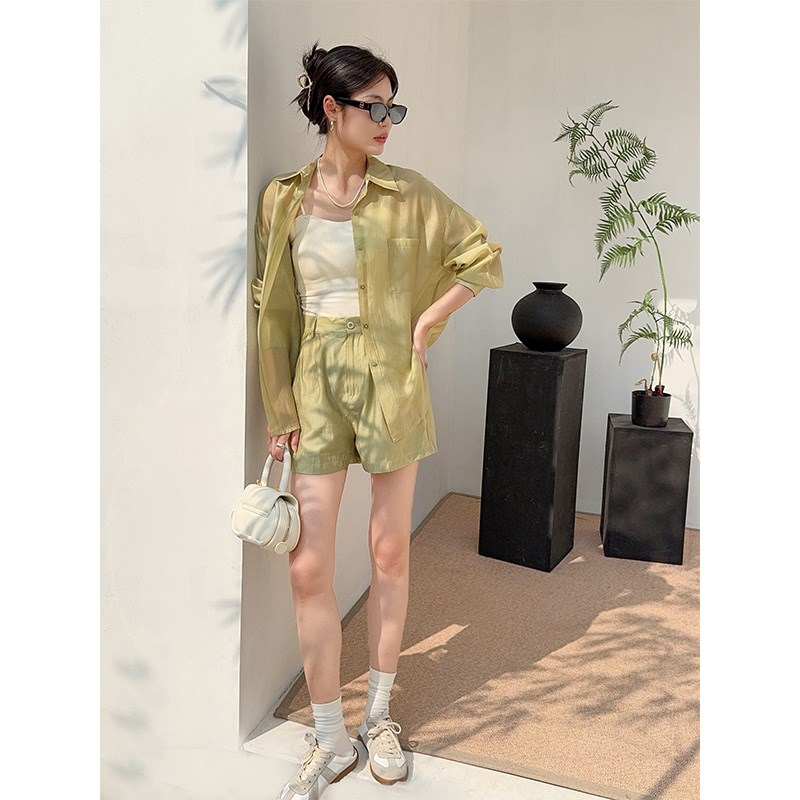 绿色莱塞尔天丝短裤女2025年夏季新款高腰阔腿薄款百慕大五分裤子