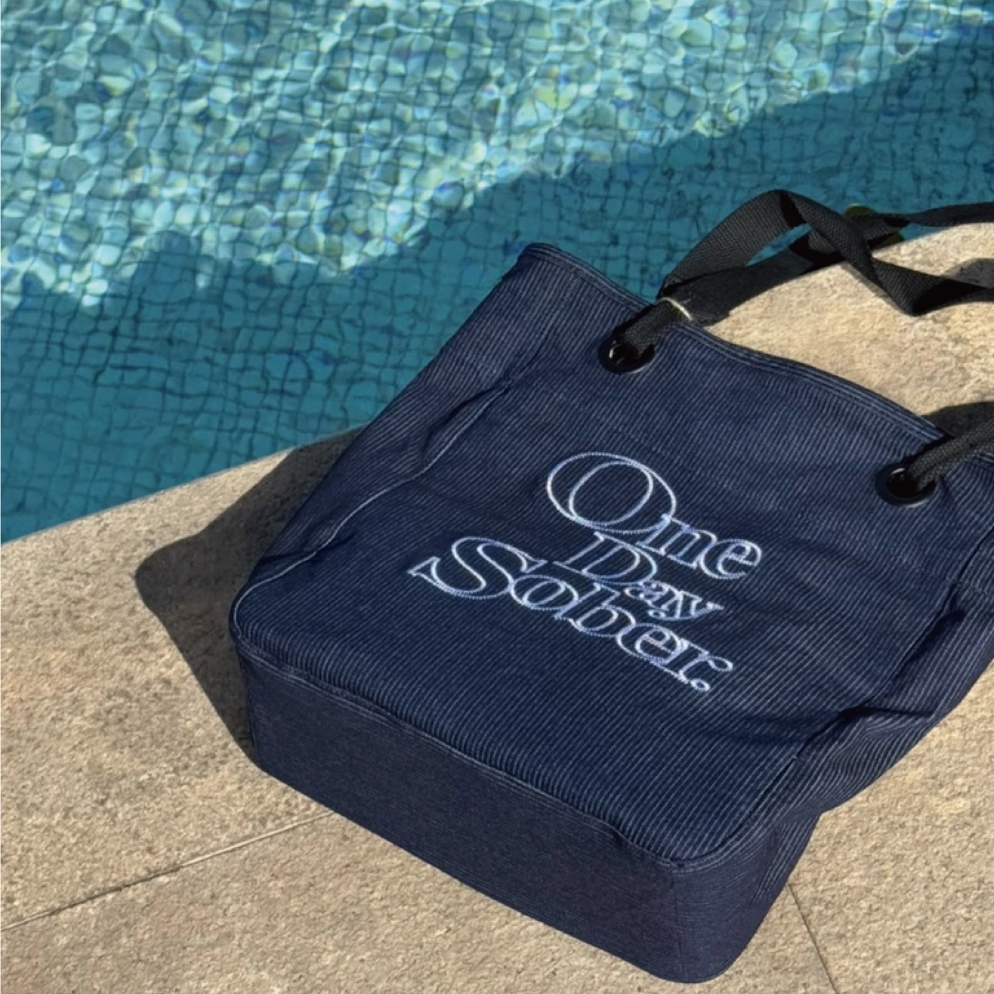 OneDaySober水洗牛仔刺绣托特包