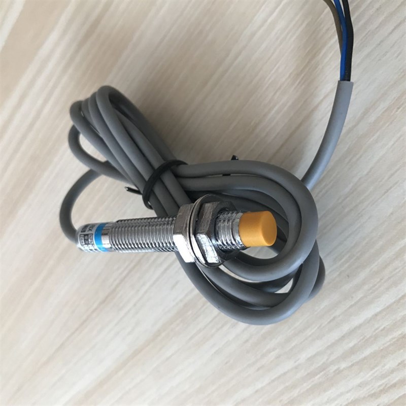 沪工感应传感器电感式接近开关LJ8A3-2-Z/BX三线直流NP.N三线常开