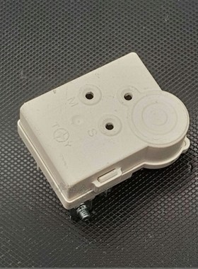 冰箱压缩机配件 一体化PTC启动器保护器 ZHB40-105P15C起动器原装