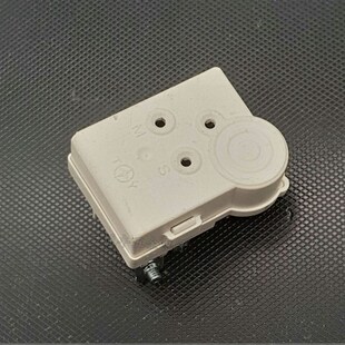冰箱压缩机配件 ZHB40 105P15C起动器原装 一体化PTC启动器保护器