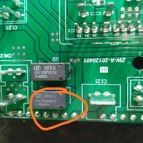 HFKA-T 012-1ZT(224)(377) 别克凯越保险丝盒雾灯喇叭继电器 5脚