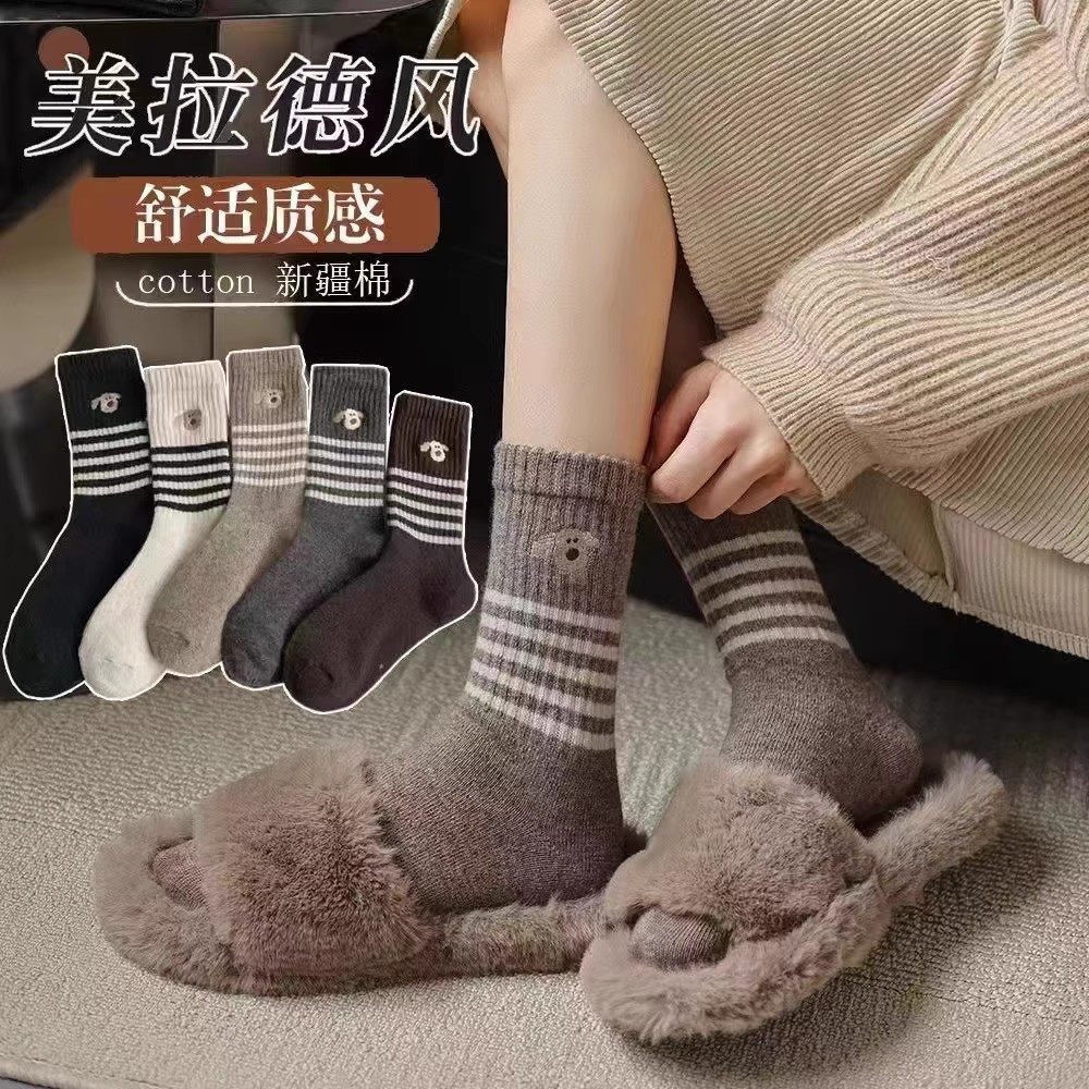 袜子女秋冬款长袜加厚保暖ins美拉德复古条纹潮百搭冬天外穿长筒