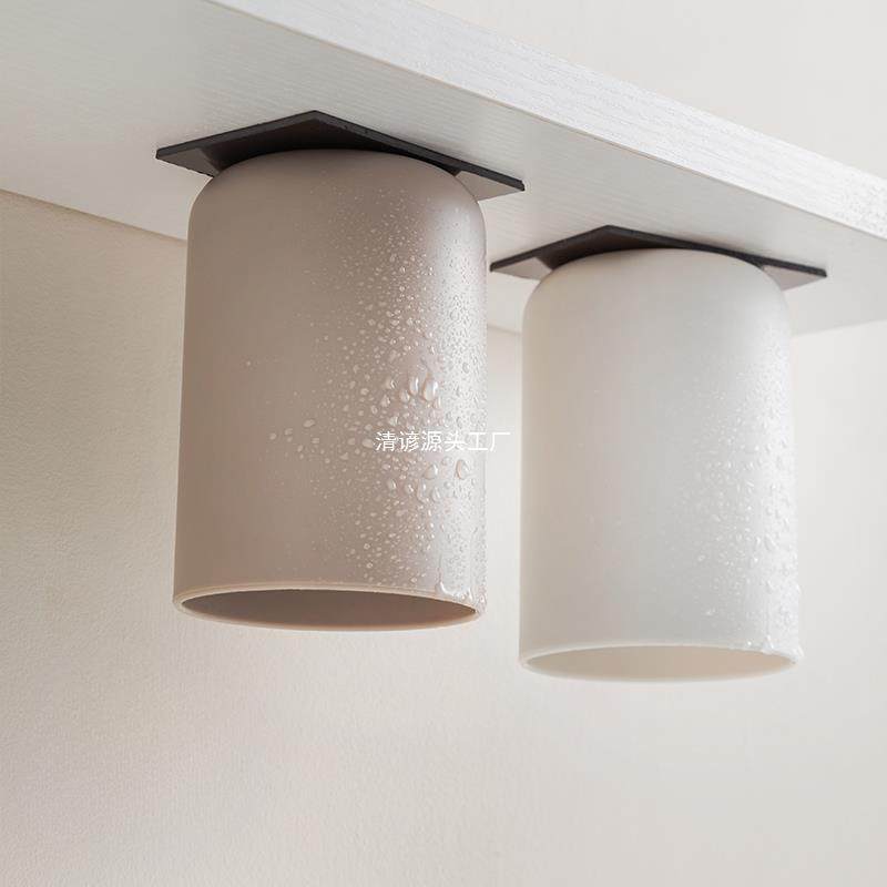 镜柜底磁吸式牙刷杯倒挂漱口杯儿童洗漱杯子挂墙置物架刷牙杯亲子