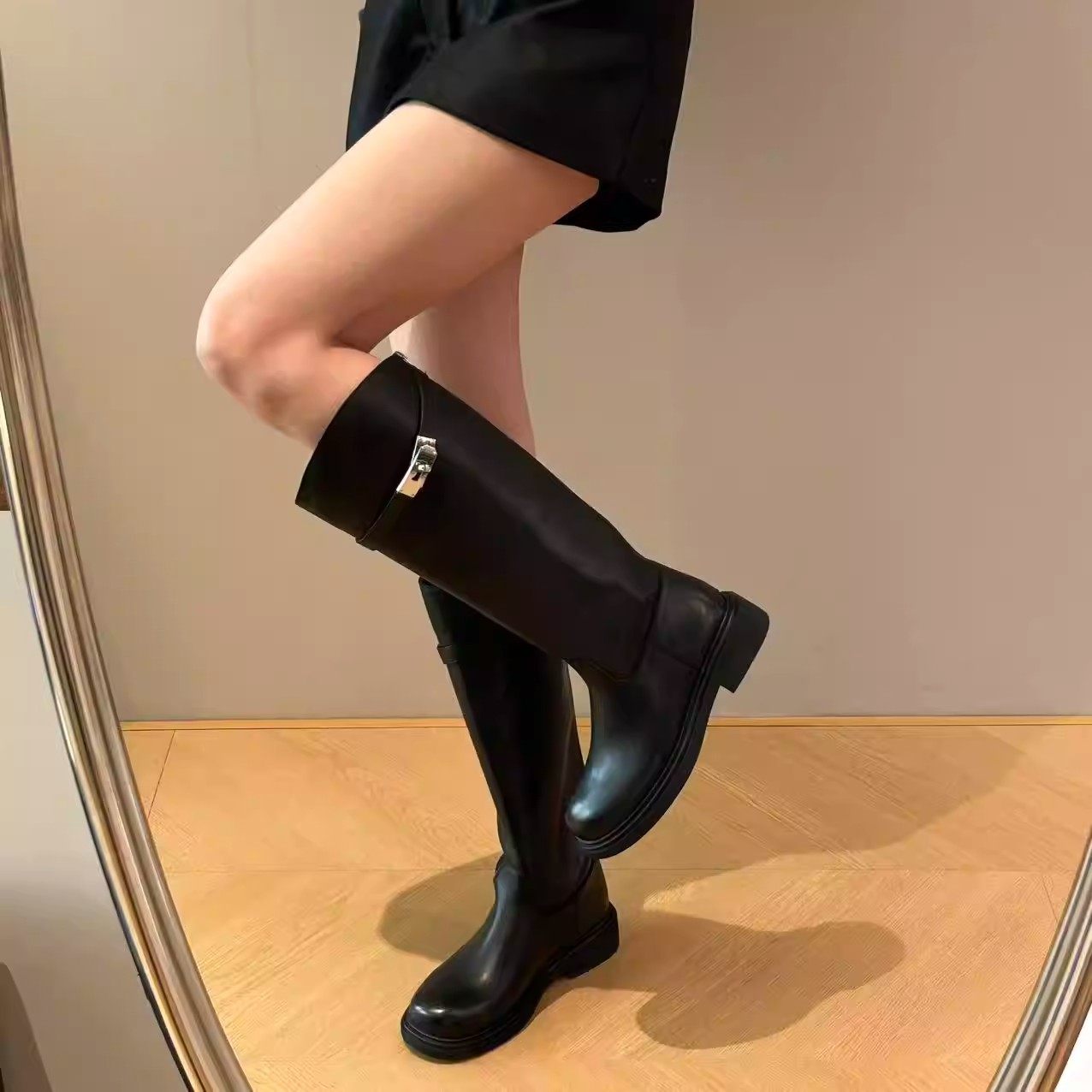 H66女鞋继承者2025冬季新款大腿围显瘦长靴皮带扣马靴百搭骑士靴,女鞋,骑士靴,淘宝优惠券,粉丝福利购,淘宝优惠卷