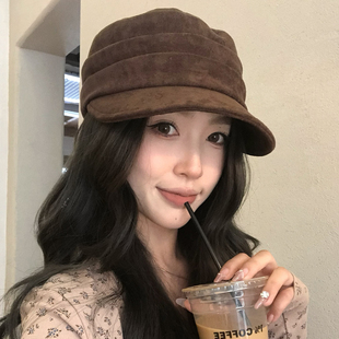 咖色秋冬复古麂皮绒鸭舌帽保暖多层褶皱平顶帽子女 猫仔kitten
