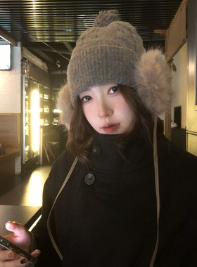 【猫仔kitten】帽子耳罩一体式毛茸茸毛线帽毛球绑带护耳帽针织帽