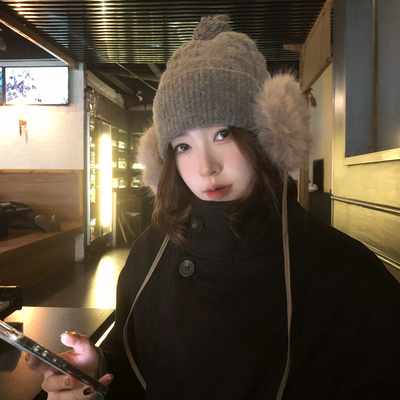 【猫仔kitten】帽子耳罩一体式毛茸茸毛线帽毛球绑带护耳帽针织帽