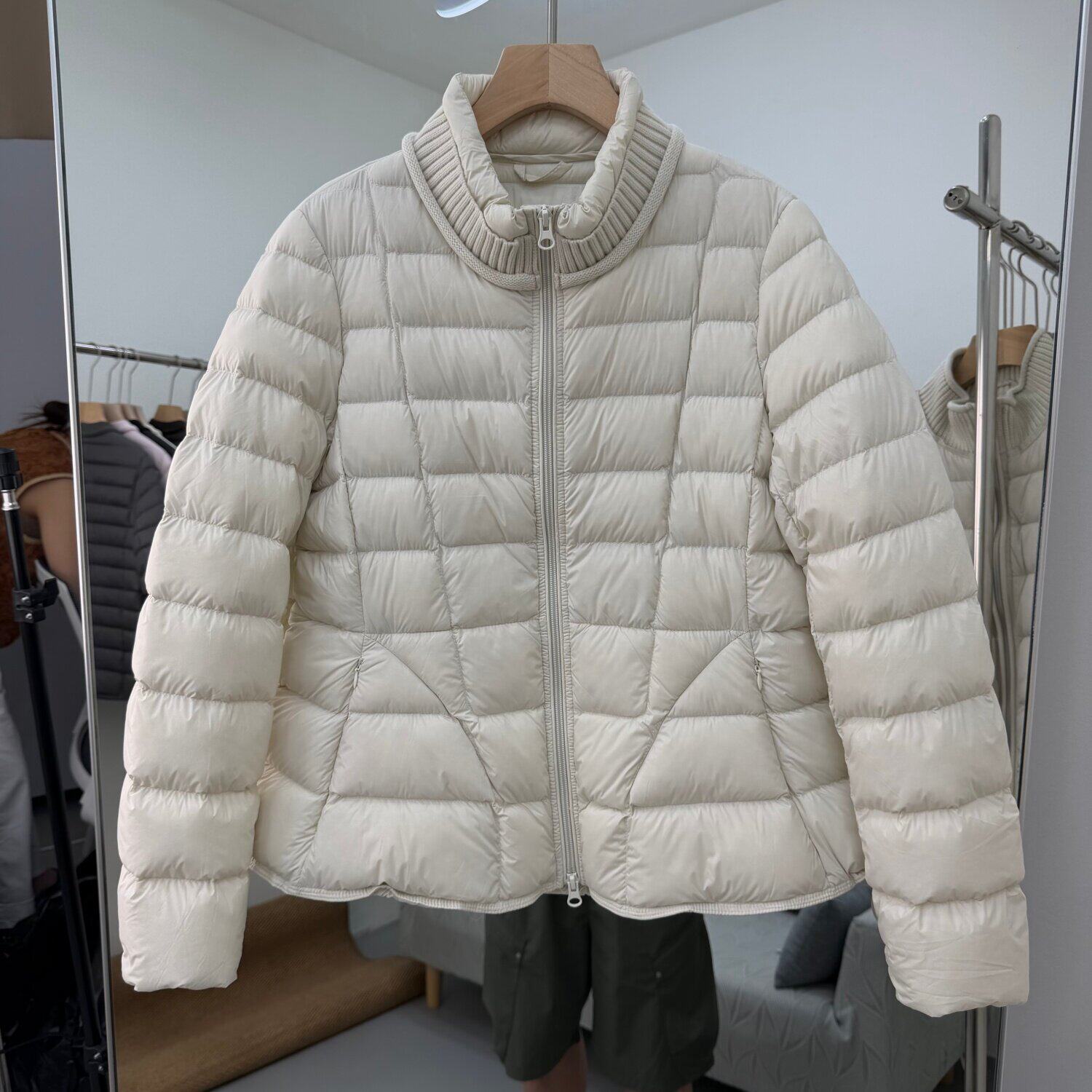 H66917欧货针织立领轻薄羽绒服女短款小个子收腰泡芙90鸭绒外套冬