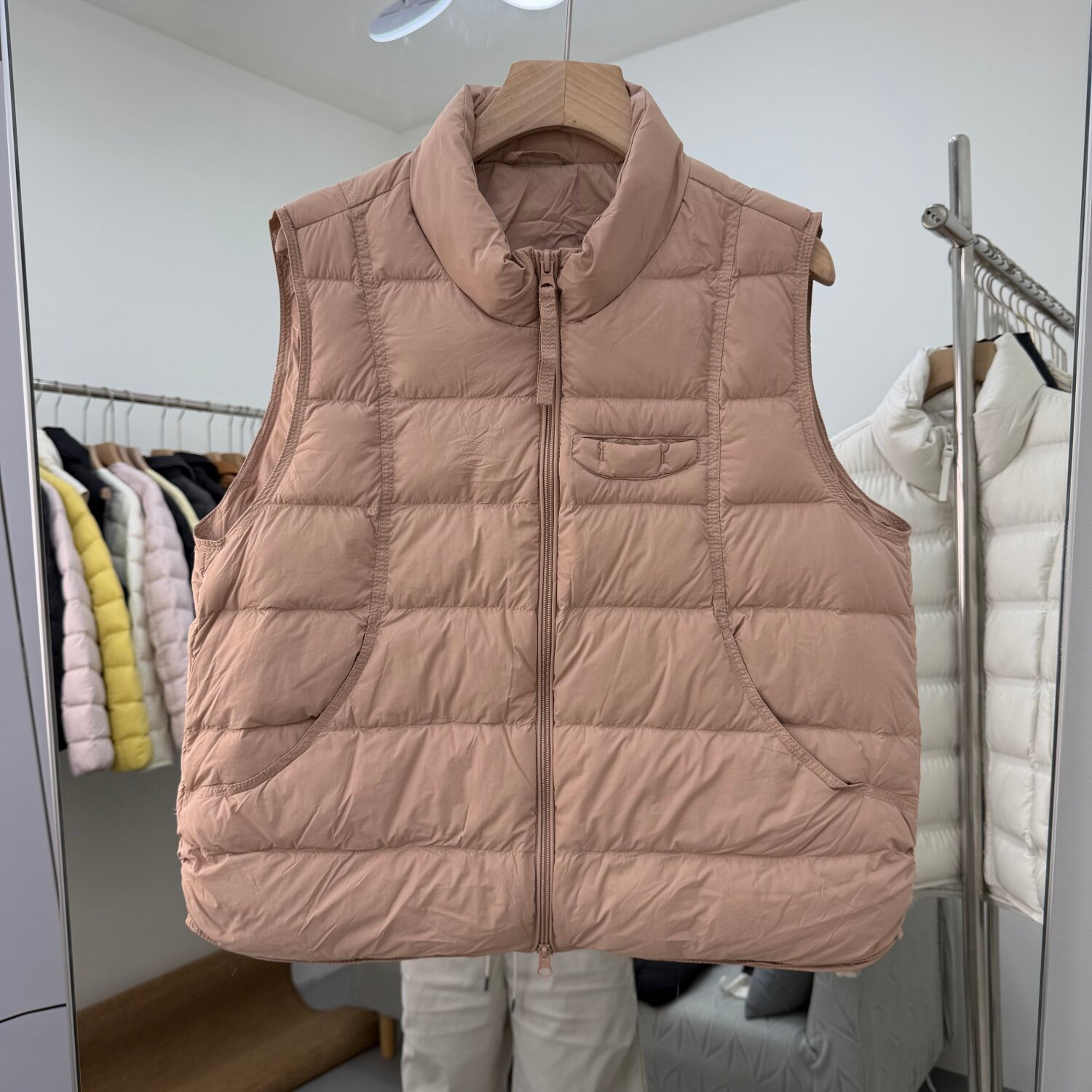 892NB02欧货立领拉链轻薄羽绒马甲女90鸭绒无袖保暖百搭修身外套