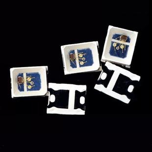 2835七彩快闪灯珠rgb全彩2835慢闪led灯珠内置IC自闪高亮贴片灯珠