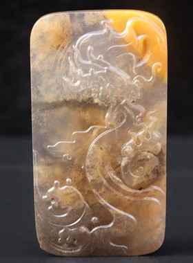 天然35*65*7mm32g玉石挂件桂林鸡血玉石贵妃料龙纹装饰精雕挂件