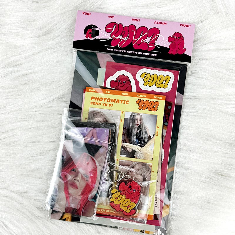 宋雨琦solo专辑饭制YUQ1明信片爱心镭射小卡拍立得滴胶闪粉钥匙扣