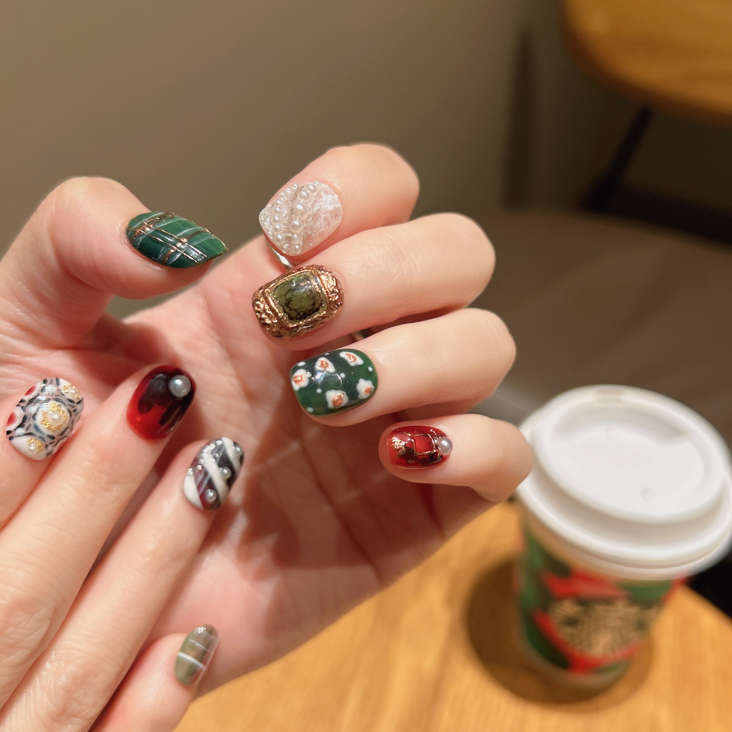 Foromance.【维多利亚】艺术家系列 复古奢华 纯手工 穿戴甲