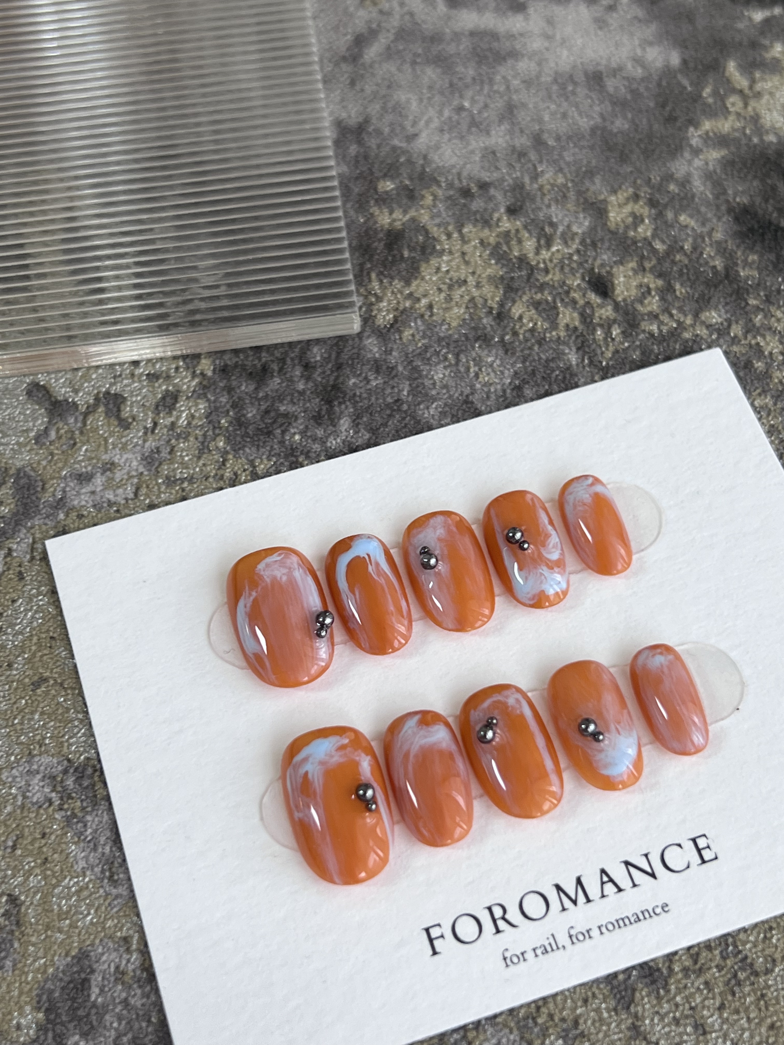 Foromance.【流云】暖橘底色+浅蓝色云雾 短椭圆甲型