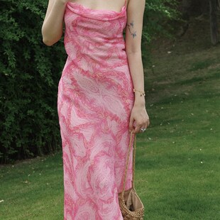 Sibleu斜裁荡领玫红色油画感亮色系连衣裙收腰显瘦W显白法式度假