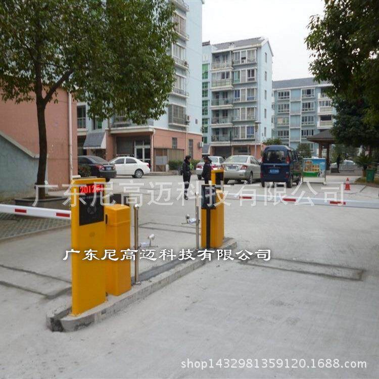 外资企业机动车道刷卡感应门系统多类智能卡控制通道外车免进