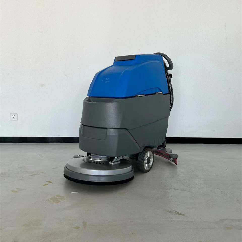 洗地机手推式商用工厂物业车库拖地驾驶式吸拖一体洗地车