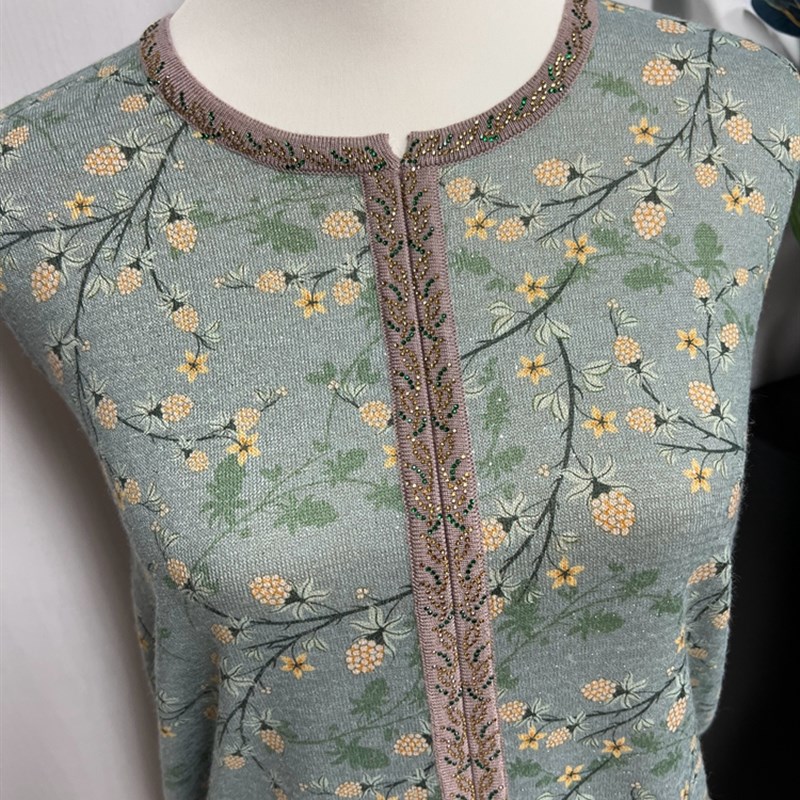 秋季新品薄款妈妈装花色圆领套头毛衣长袖中老年早春打底羊毛衫女