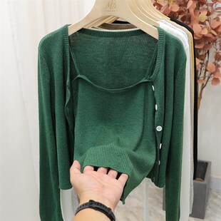 开衫加吊带两件套女早春2024新款温柔风短款毛衣外套薄款气质上衣