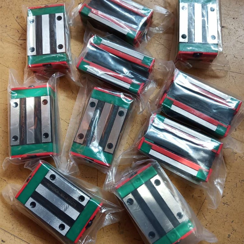 雕刻机轨道滑块直线导轨方轨 HGH20HGW25 30带法兰滑块雕刻机配件