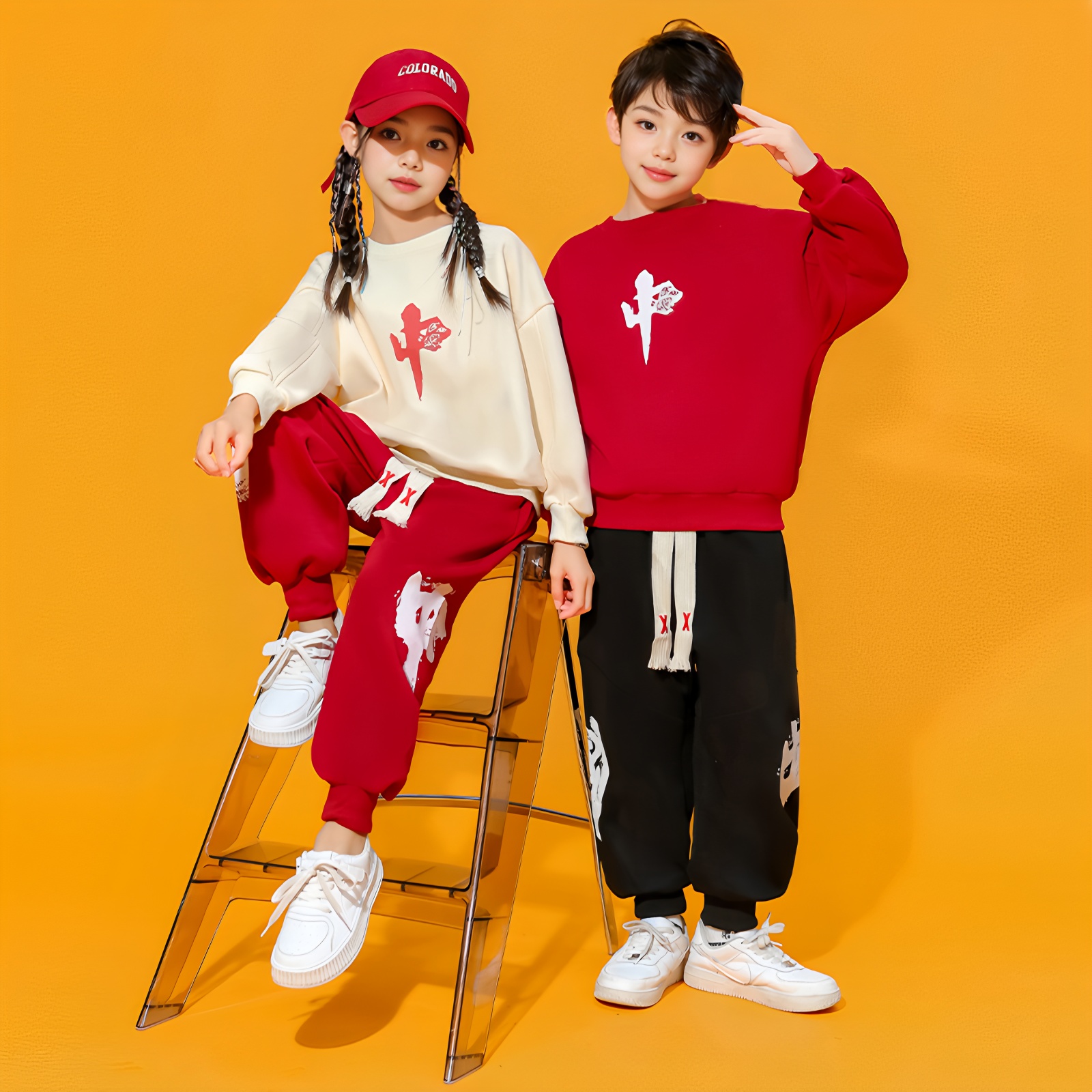 元旦儿童啦啦队演出服幼儿园嘻哈潮服小学生秋季运动会开幕式服装