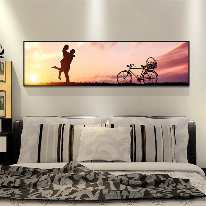 北欧风格装饰画卧室挂画人物海景画温馨浪漫情侣风景酒店床头壁画图片