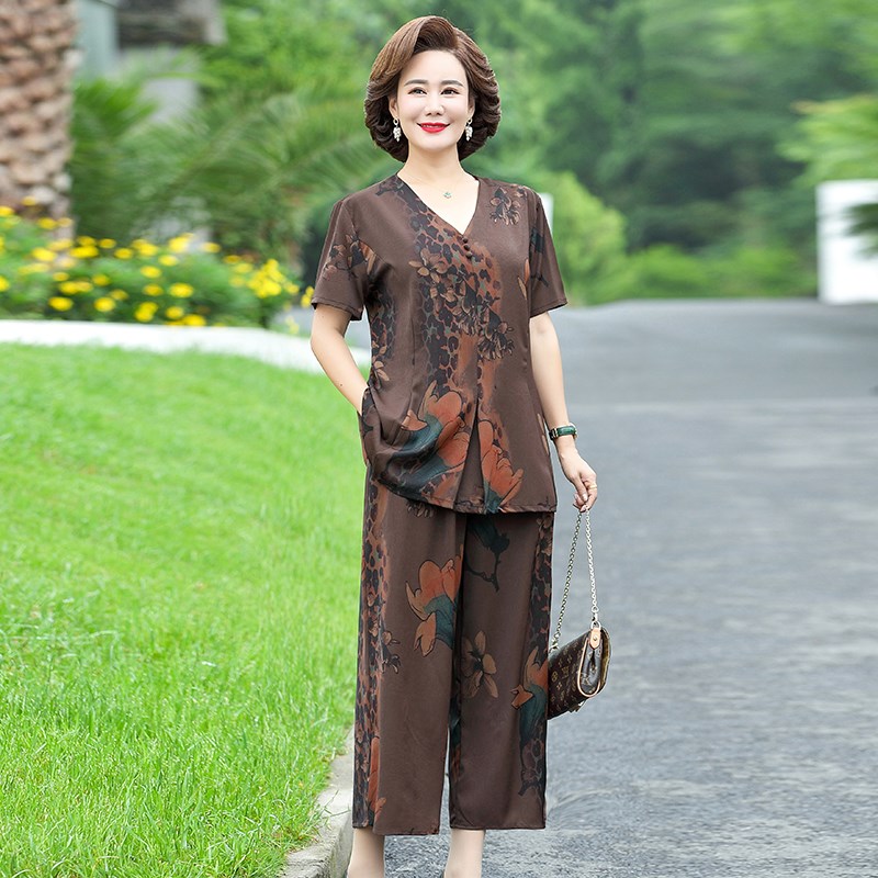 中老年两件套装女加肥大码妈妈装夏季洋气衣服老年人夏装短袖T恤