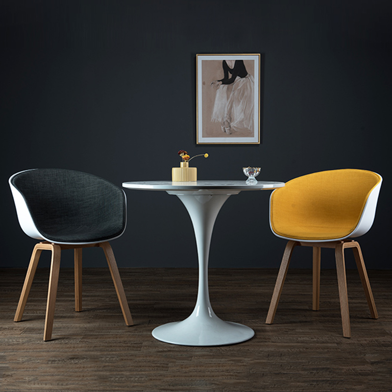 北欧简约家用小户型餐桌洽谈桌休闲白色小圆桌子设计师郁金香饭桌