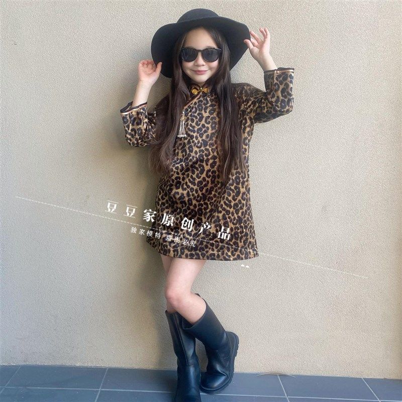 中国风旗袍儿童唐装旗袍裙豹纹个性旗袍裙2024新款小童旗袍鹿皮绒