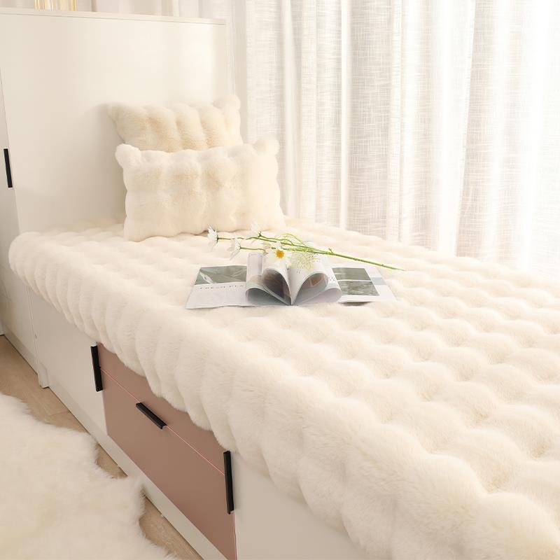 飘窗垫窗台垫2025新款高级感毛绒加厚阳台垫子主卧飘窗毯坐垫定制