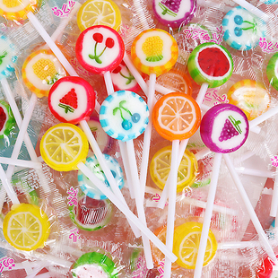网红卡通水果切片棒棒糖硬糖圣诞节糖果休闲零食创意高颜值水果糖