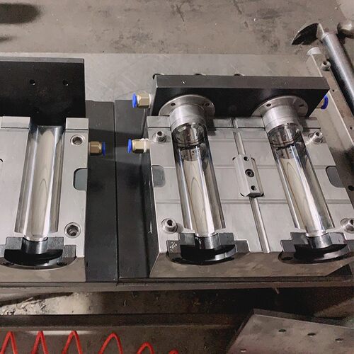 产厂家生 FLU直销高端化妆模品注塑吹瓶模具 开模定制瓶胚模具塑