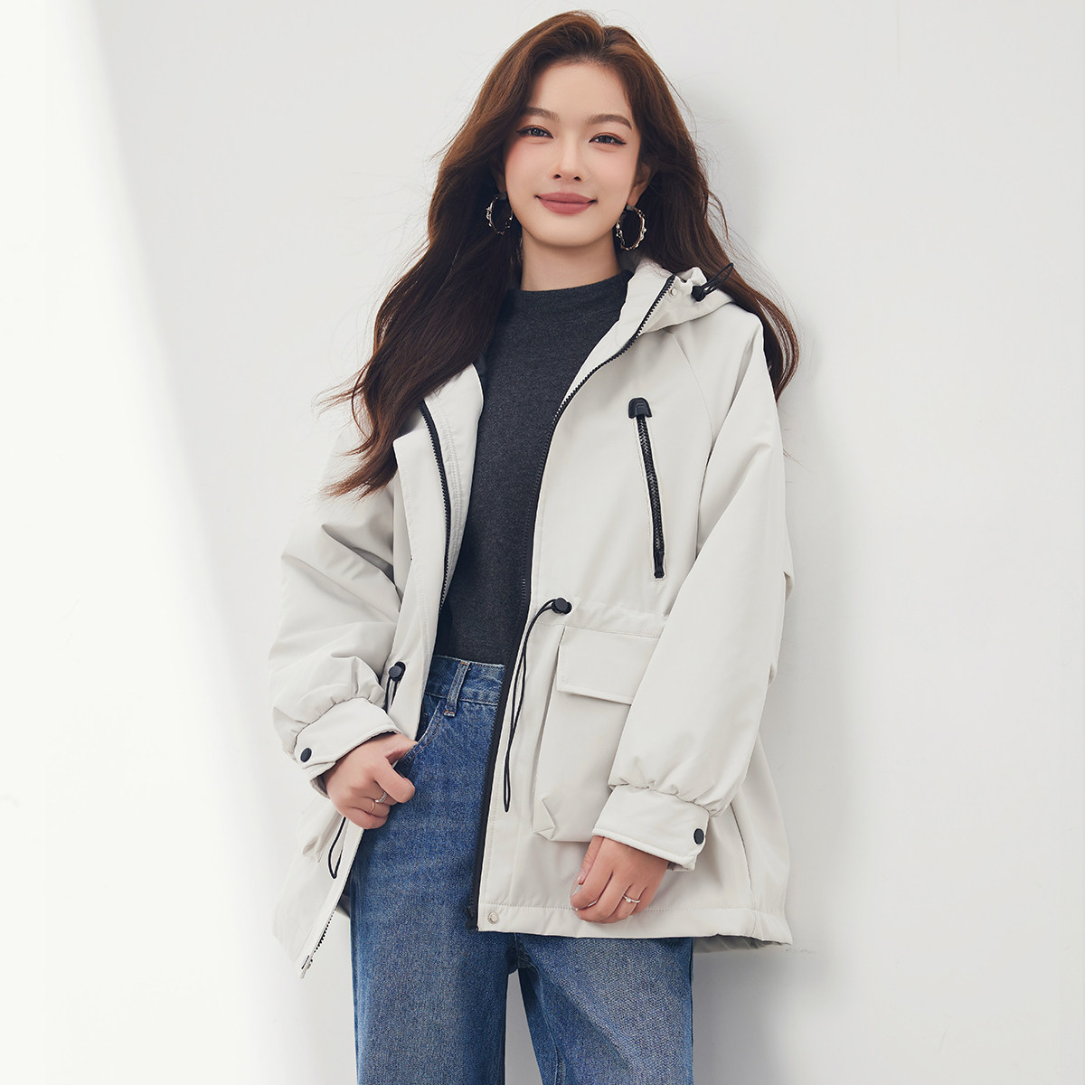 SMEN诗萌工装风连帽棉服女2026中长款多口袋抽绳防风保暖外套女